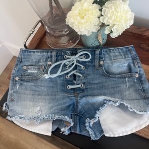 American Eagle super stretch lace up denim shorts